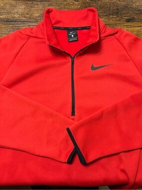 Nike Men’s Red Dri-FIT Quarter-Zip Pullover - Large